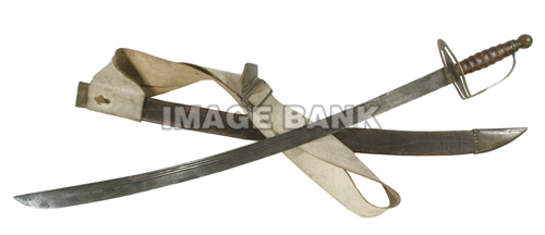 RWe4ds - American brass hilted dragoon Sabre with scabbard and white buff leather shoulderbelt.