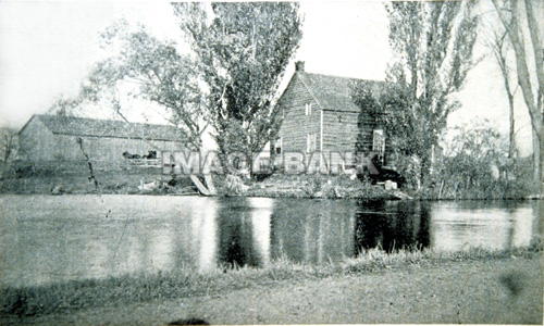 RWf34ds- Dovegat House photo  copy