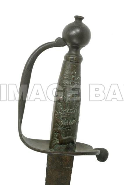 RWe35ds-British brass hilted hanger with grips bearing the emblem of the 23rd Regiment of Foot -Royal Welsh Fuzileers.
