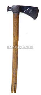 RWe66_US_surcharged_hammer_poll_tomahawk_u